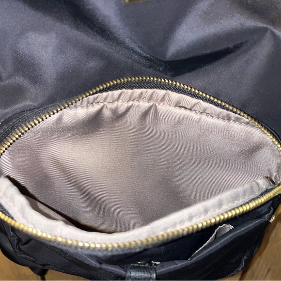 Tutilo New York Black Backpack - Picture 6 of 8